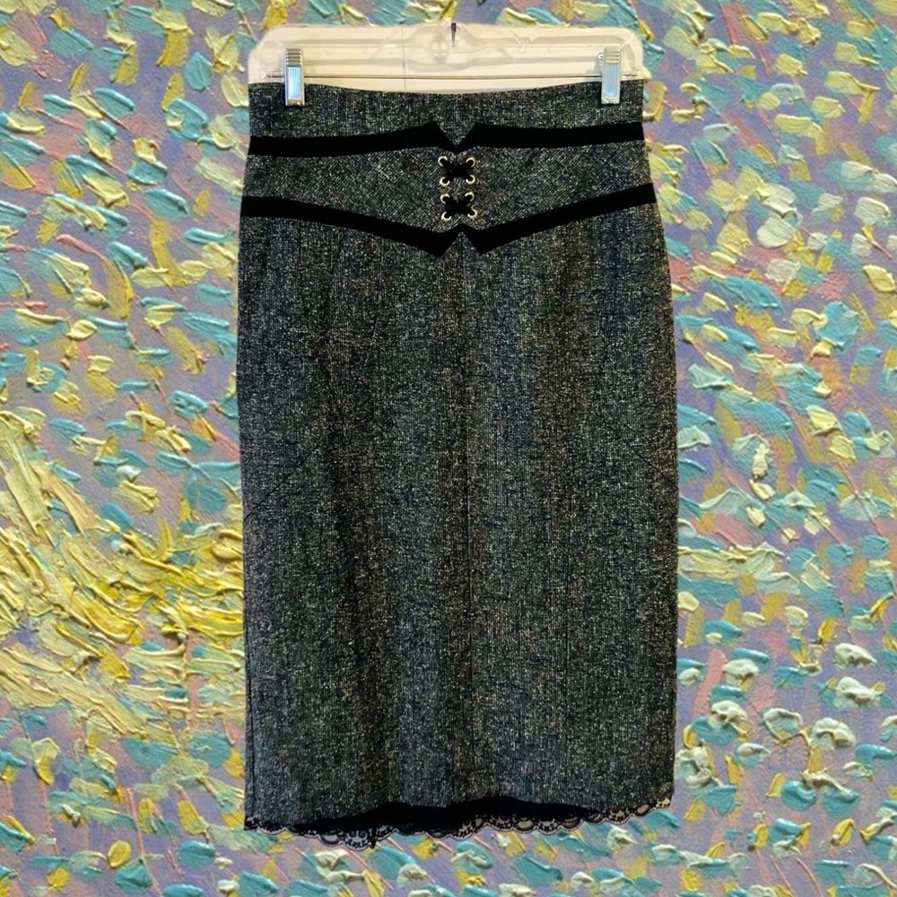 Elegant Lace-Trimmed Fishtail Skirt